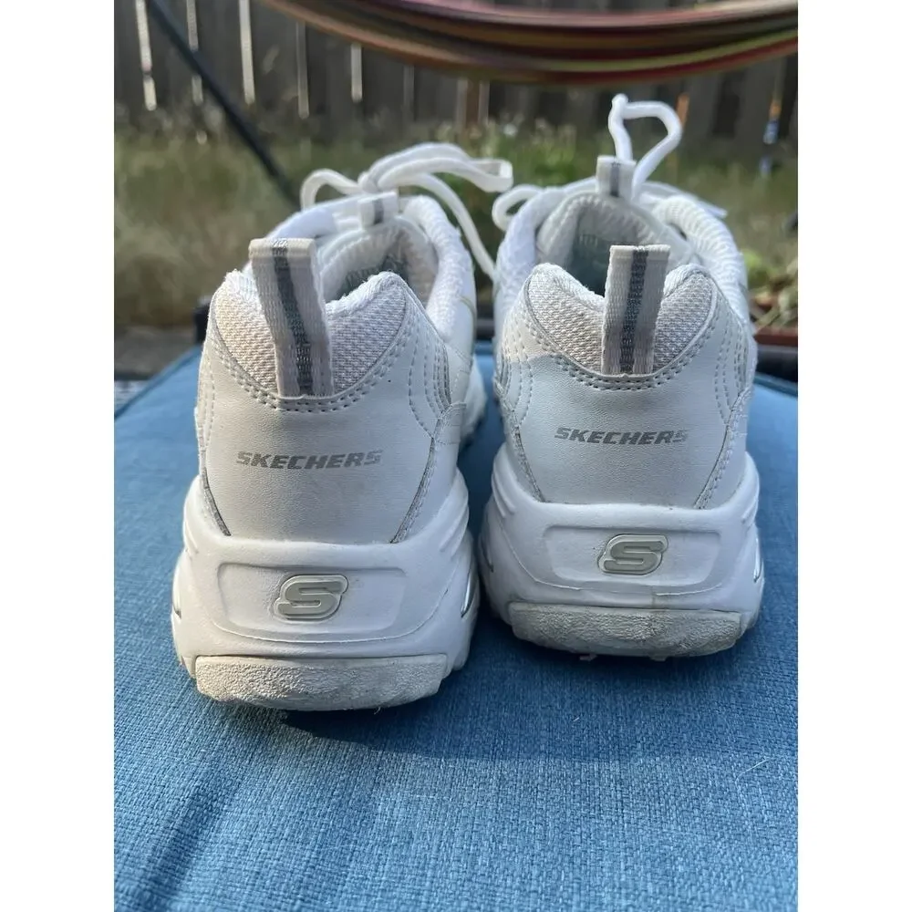 Skecher’s D’Lites Air Cooled Memory Foam Sneakers Size 9.5